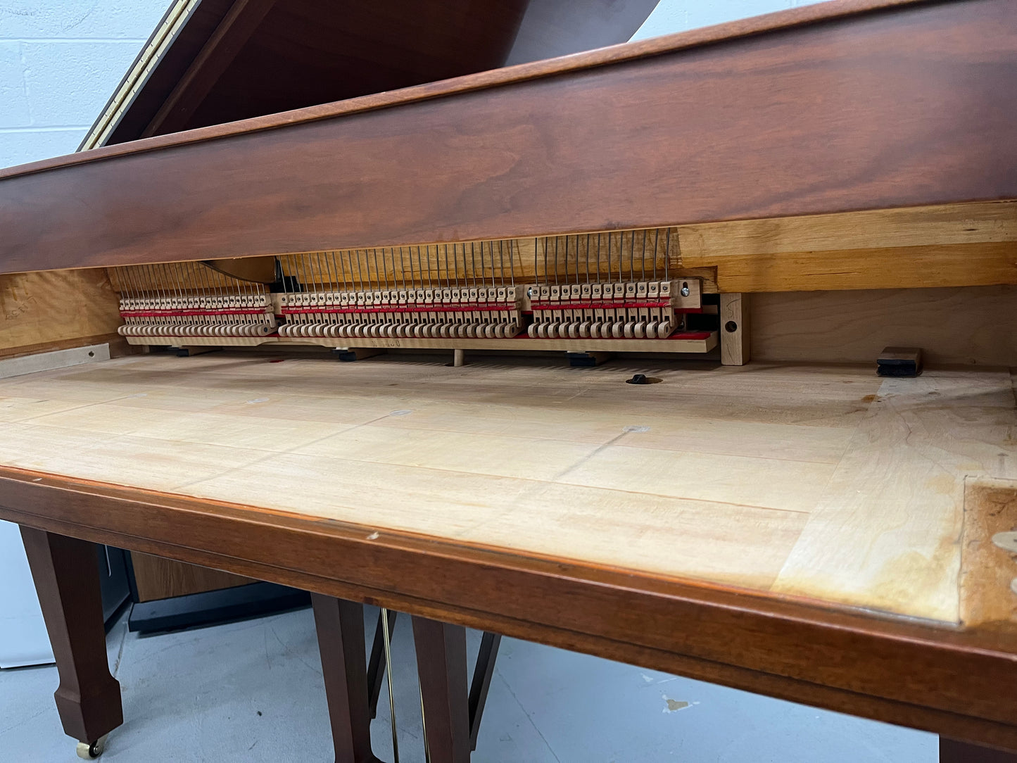 Steinway & Sons Baby Grand