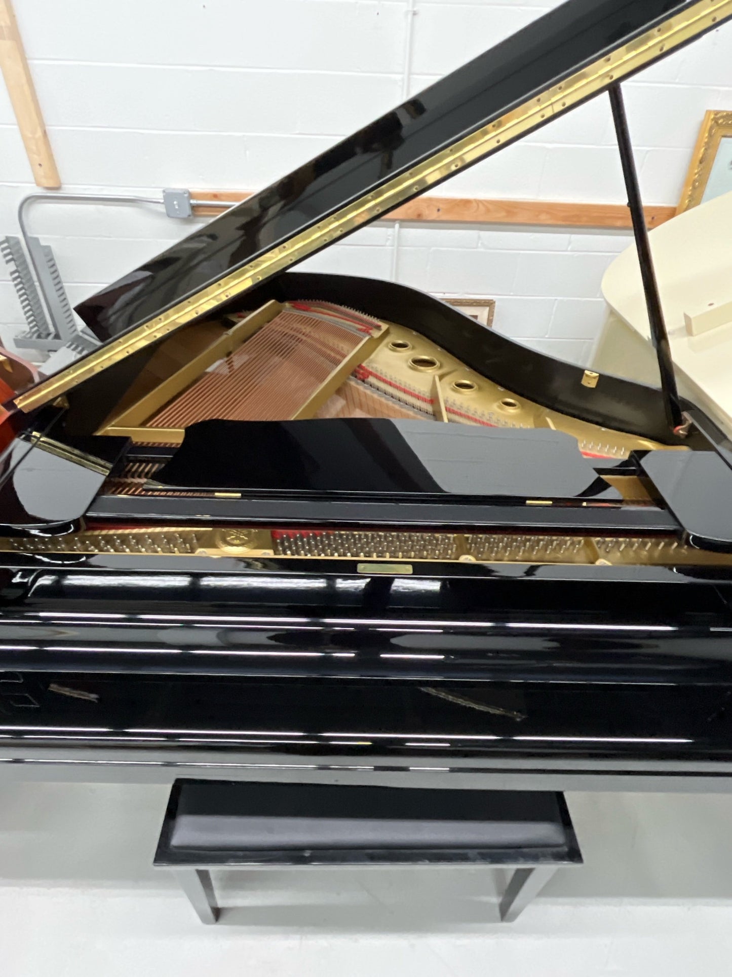 Yamaha G1 Baby Grand Piano