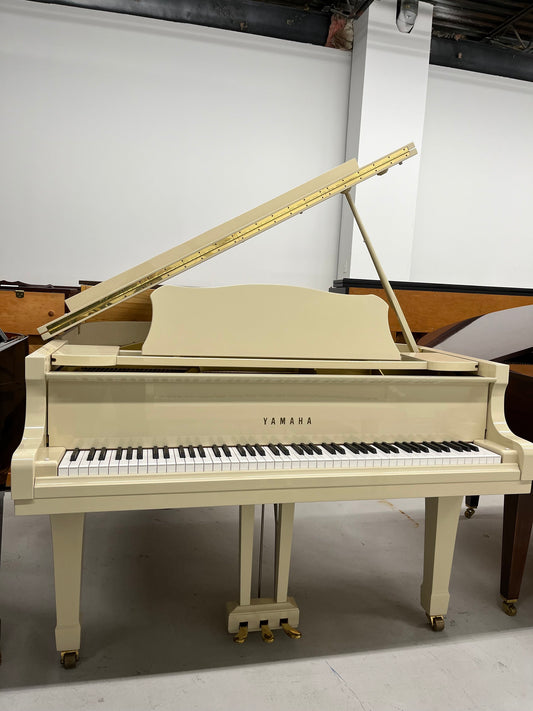 Yamaha G2 Grand Piano