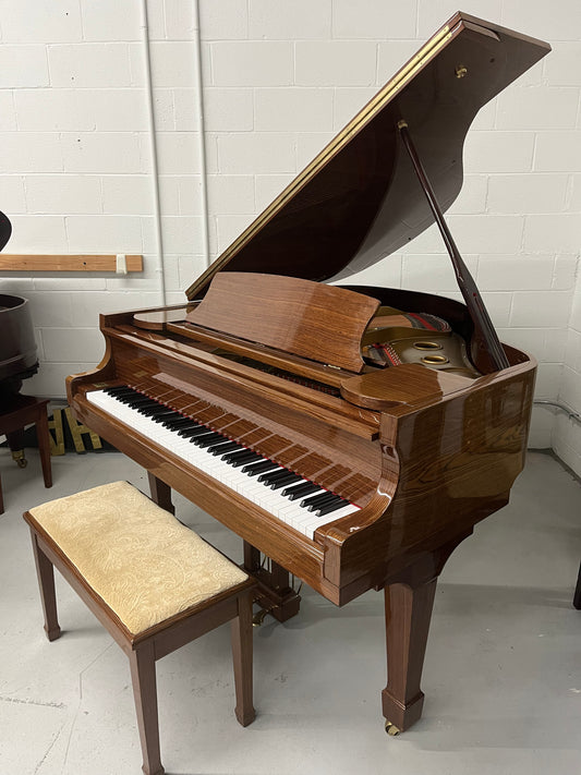 Samick Baby Grand
